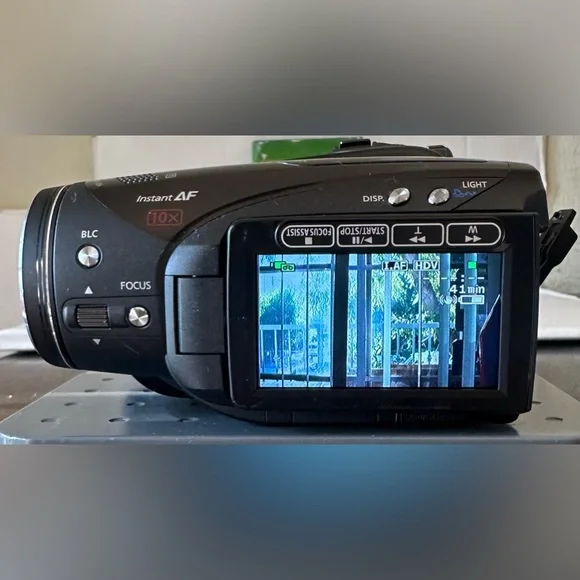 ② Canon　iVIS HV30　MiniDV対応　セット Amazon | Canon フルハイビジョンビデオカメラ iVIS (アイビス